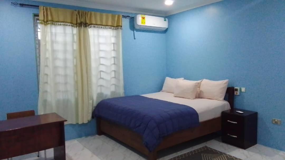Oneworld Guesthouse & Events Centre アクラ エクステリア 写真